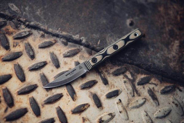 TOPS Wood Nymph Fixed Blade 1095HC Steel Black Tan G10
