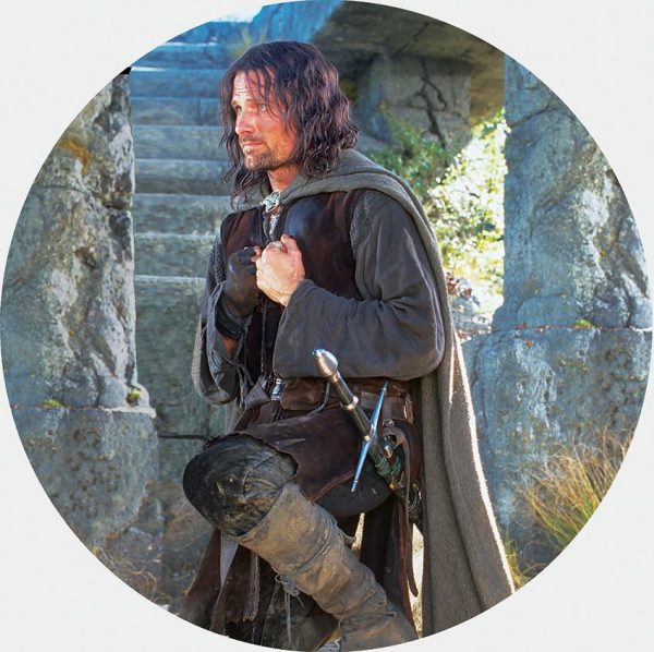 UC1366_add_02.jpg United Cutlery LOTR Strider Ranger Scabbard - Replica