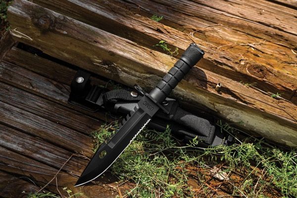 UC3531_add_03.jpg United Cutlery USMC M-9 Combat Knife Serrated