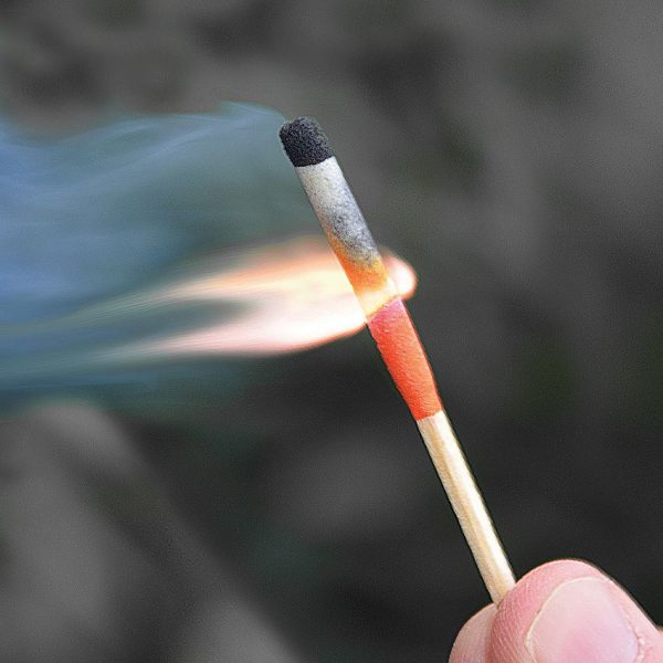 UCO00019_add_01.jpg UCO Stormproof Matches Bulk Box of 25