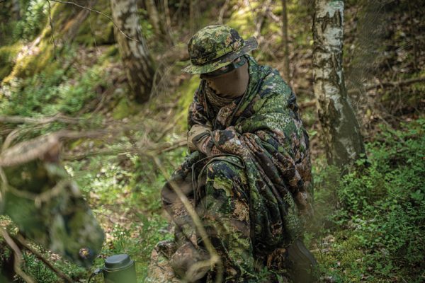 Mil-Tec US Style Poncho Liner CIV-TEC WASP Z3A with Stuff Sack