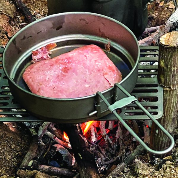 Pathfinder Titanium Skillet with Folding Handle