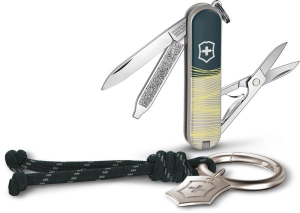 Victorinox Classic SD NY Style Folding Knife 2.5" Closed