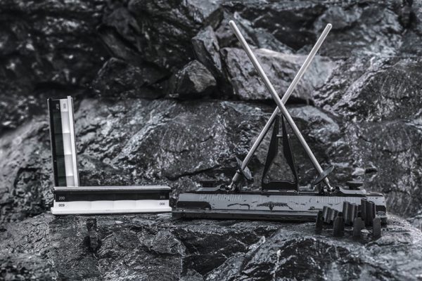 WKE40_add_07 Wicked Edge Carbon Knife Sharpening System with Diamond Stones